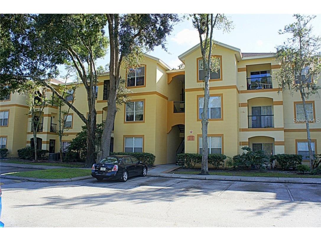 5618 Pinnacle Heights Circle #206 Tampa FL 33624 TB8508015 image1
