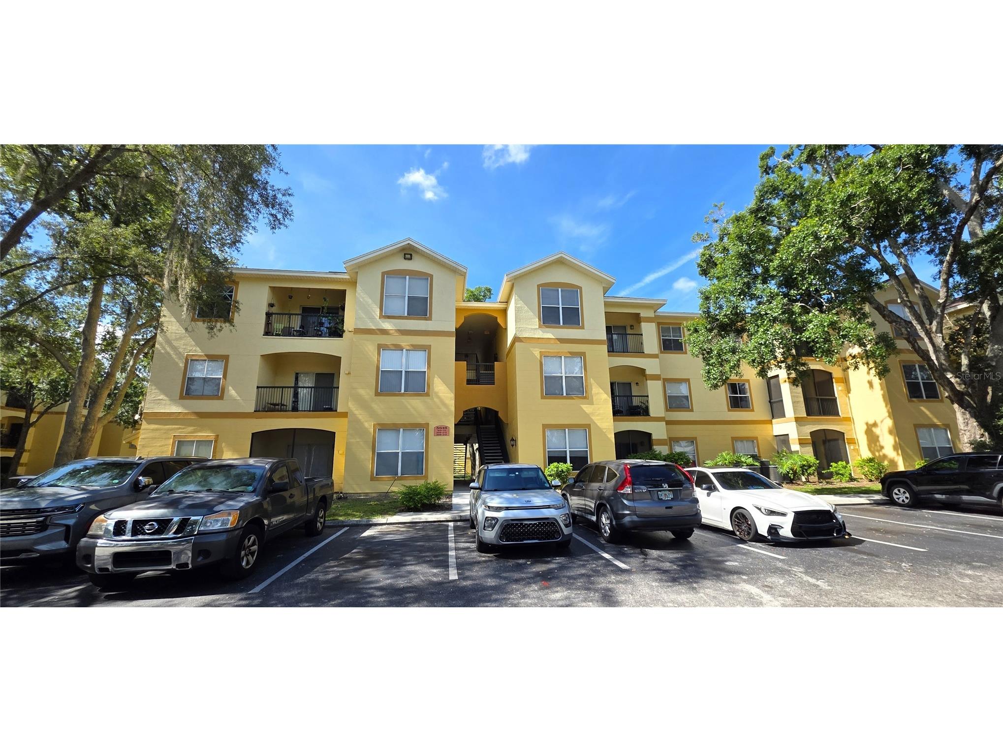 5618 Pinnacle Heights Circle #211 Tampa FL 33624 TB8524610 image1