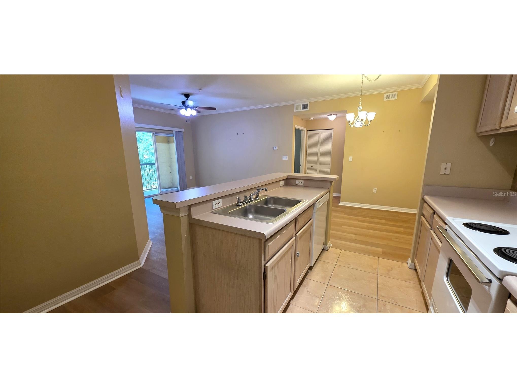 5618 Pinnacle Heights Circle #211 Tampa FL 33624 TB8524610 image18