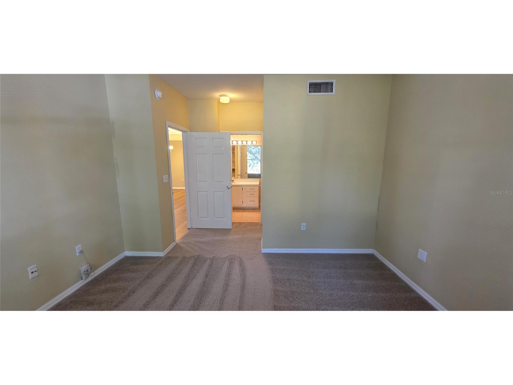 5618 Pinnacle Heights Circle #211 Tampa FL 33624 TB8524610 image22