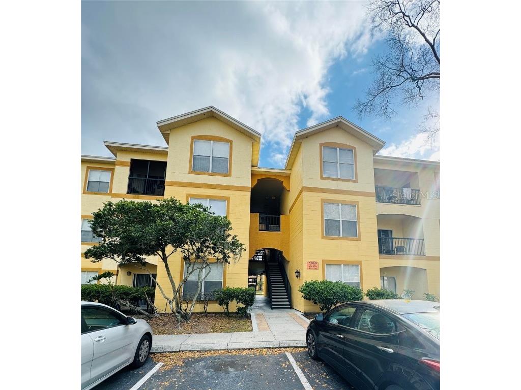 5618 Pinnacle Heights Circle #304 Tampa FL 33624 A4601246 image1