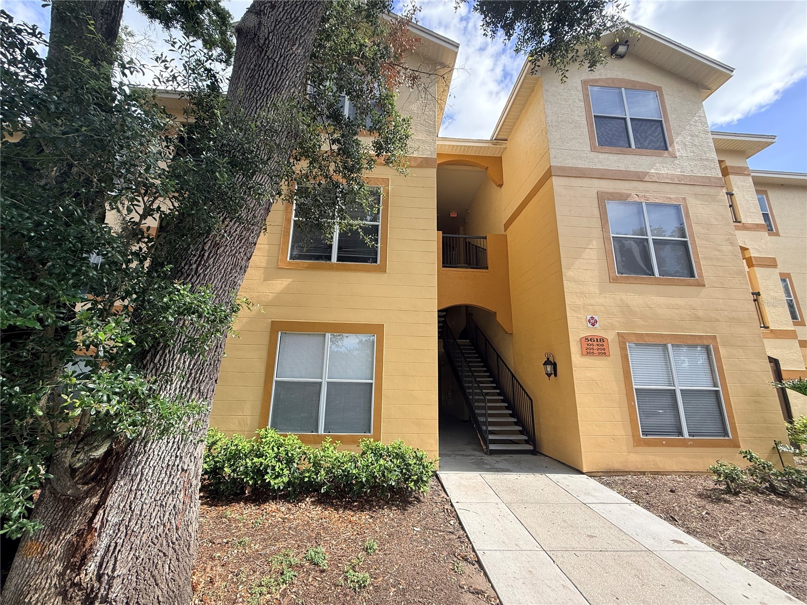 5618 Pinnacle Heights Circle #305 Tampa FL 33624 TB8519115 image1