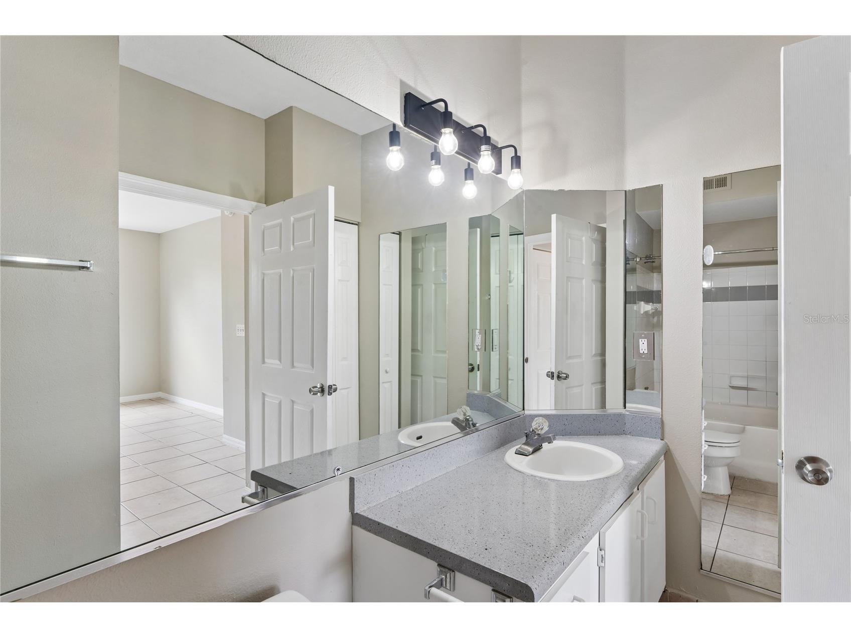 5618 Pinnacle Heights Circle #309 Tampa FL 33624 TB8512645 image23