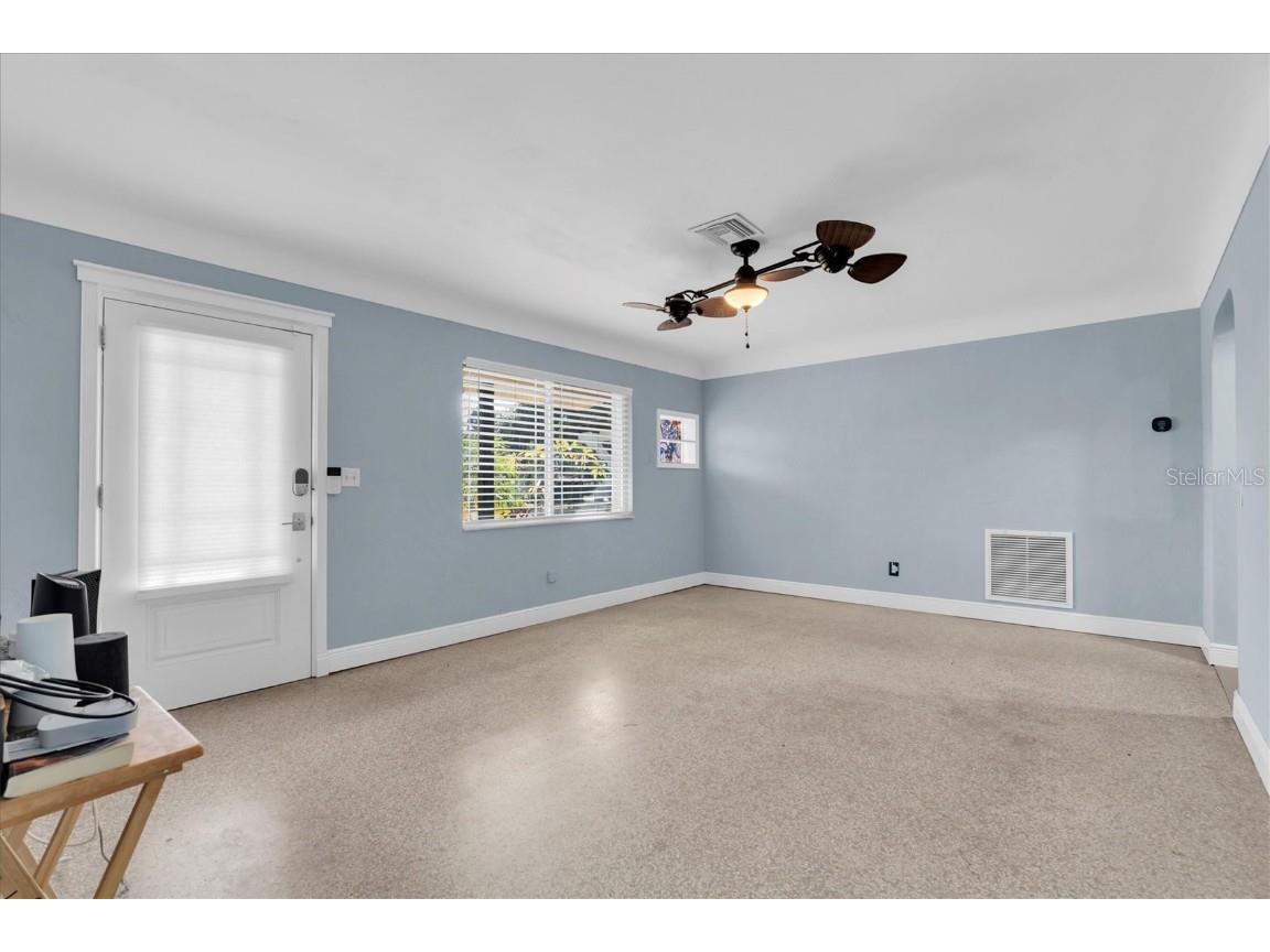 5619 23rd Avenue S Gulfport FL 33707 TB8450130 image4