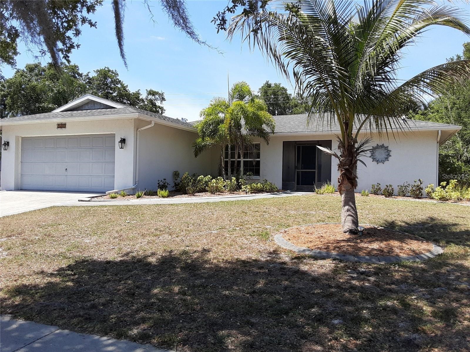 5619 Colonial Oaks Boulevard Sarasota FL 34232 A4684948 image1