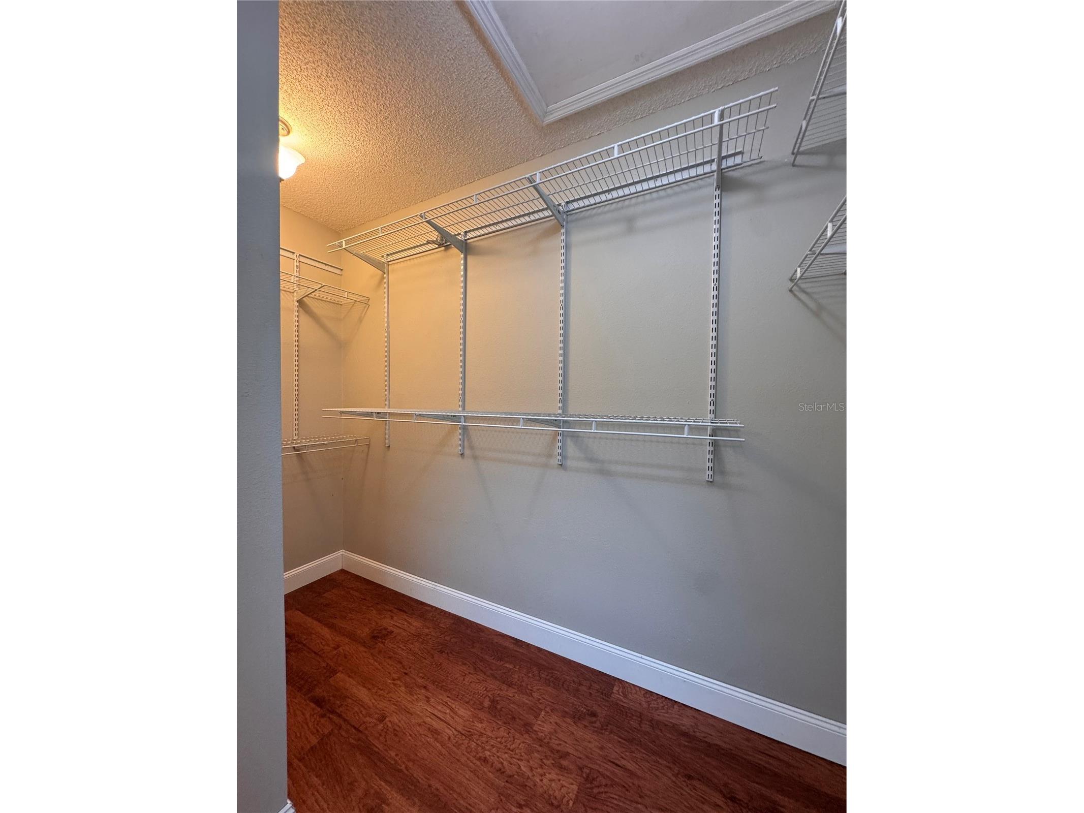 5619 Colonial Oaks Boulevard Sarasota FL 34232 A4684948 image15