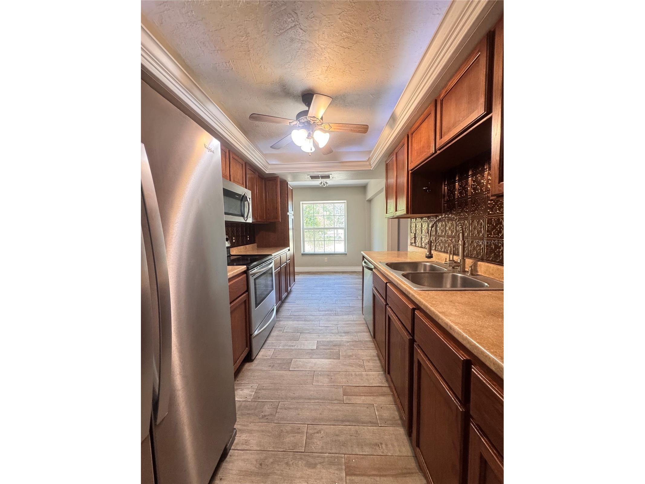 5619 Colonial Oaks Boulevard Sarasota FL 34232 A4684948 image17