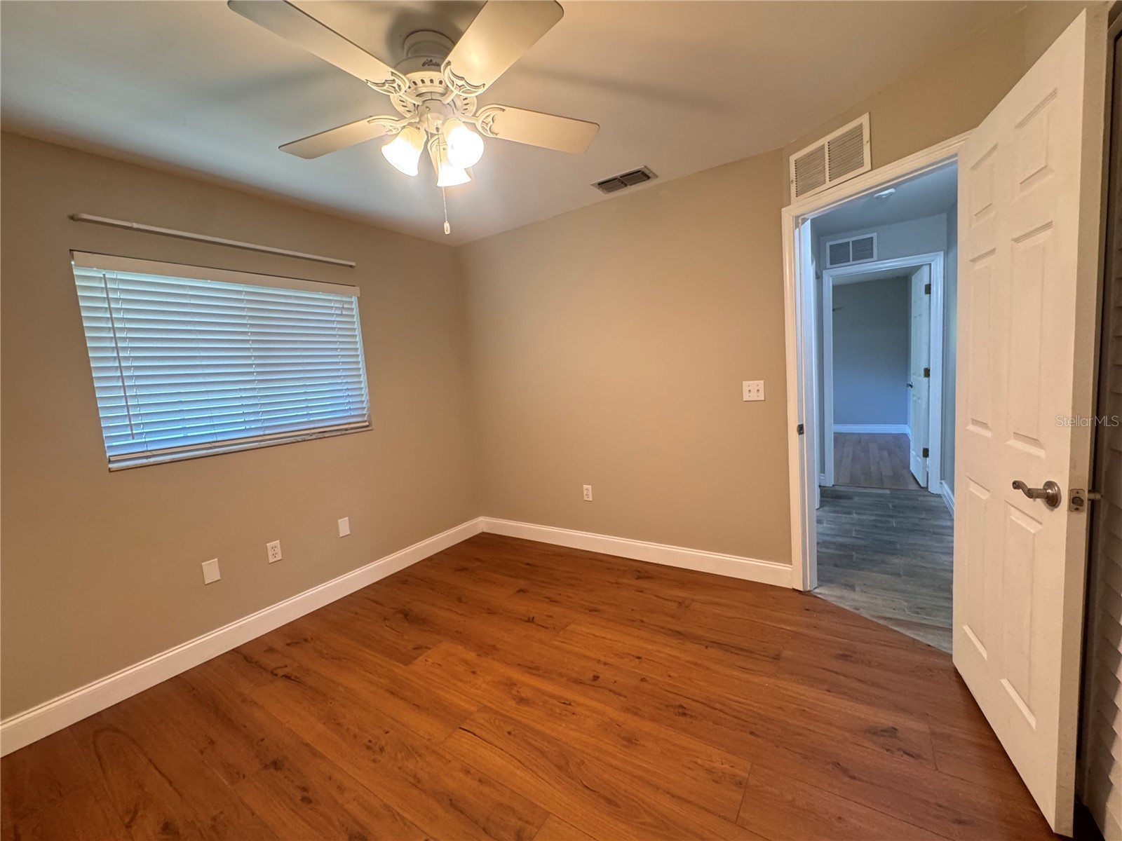 5619 Colonial Oaks Boulevard Sarasota FL 34232 A4684948 image21