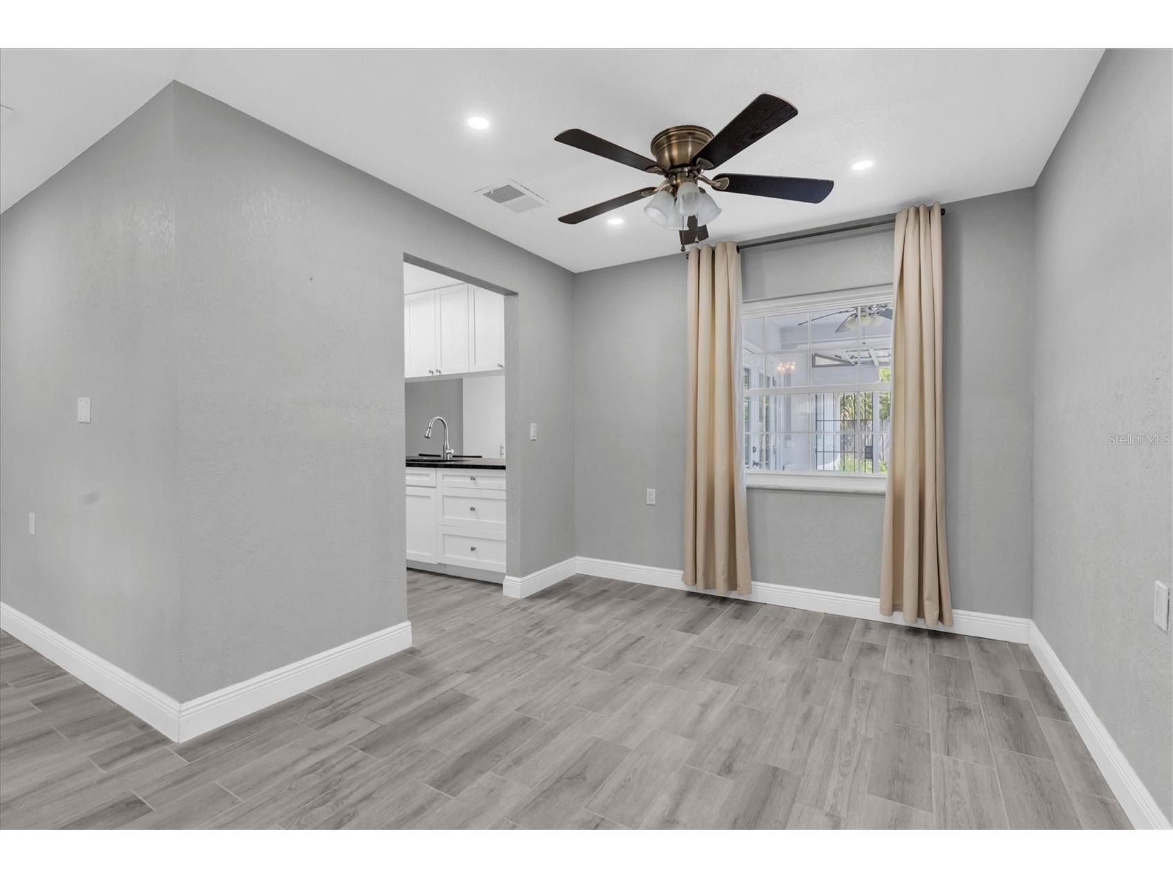 5619 Denver Street NE Saint Petersburg FL 33703 TB8489852 image31