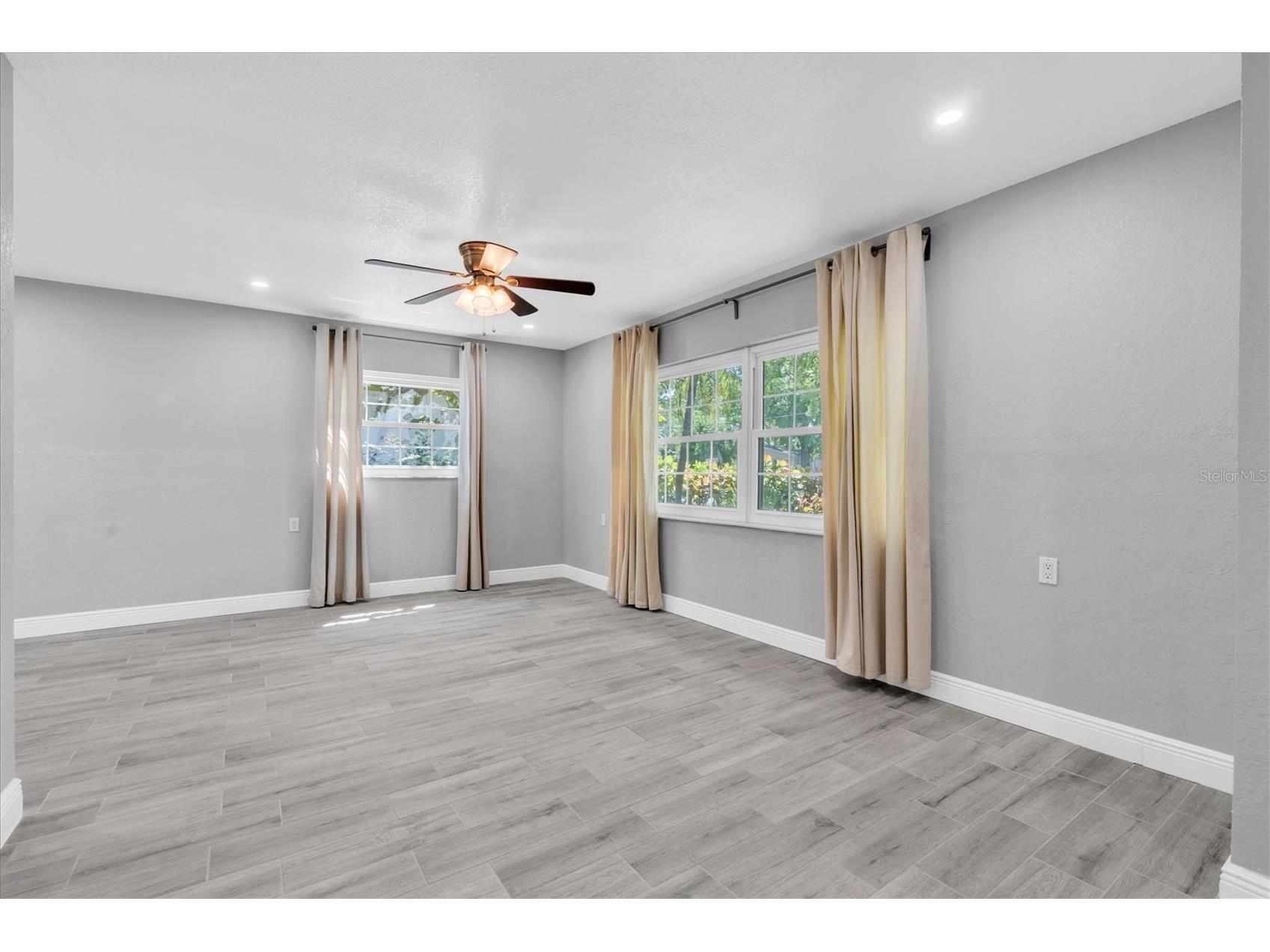 5619 Denver Street NE Saint Petersburg FL 33703 TB8489852 image5