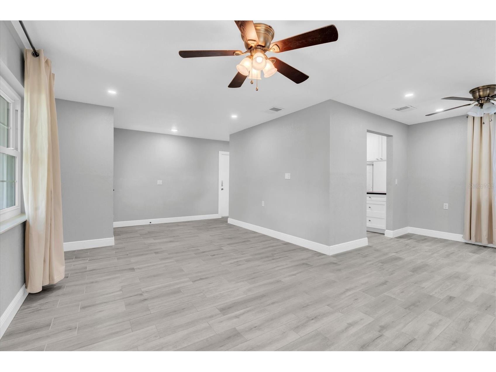 5619 Denver Street NE Saint Petersburg FL 33703 TB8489852 image7