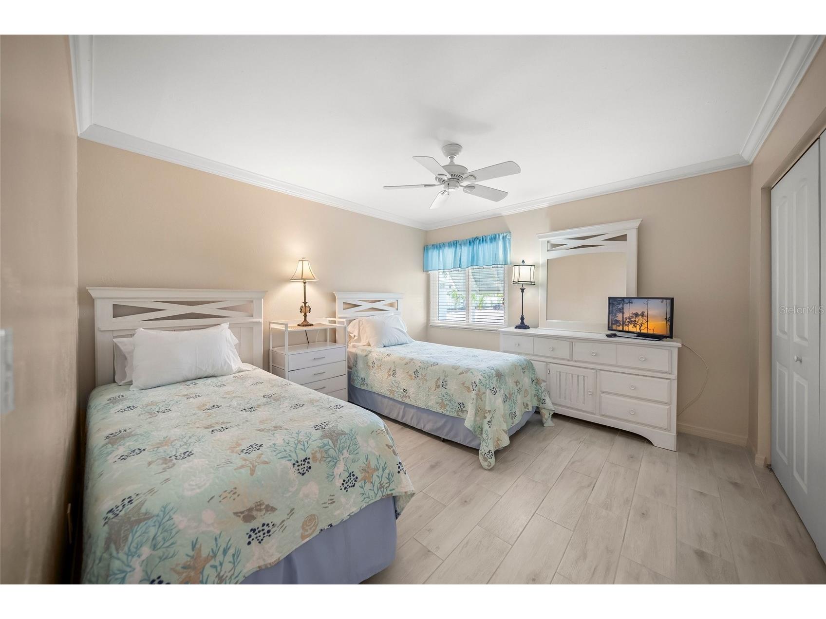 5619 Midnight Pass Road #503 Sarasota FL 34242 A4693474 image17