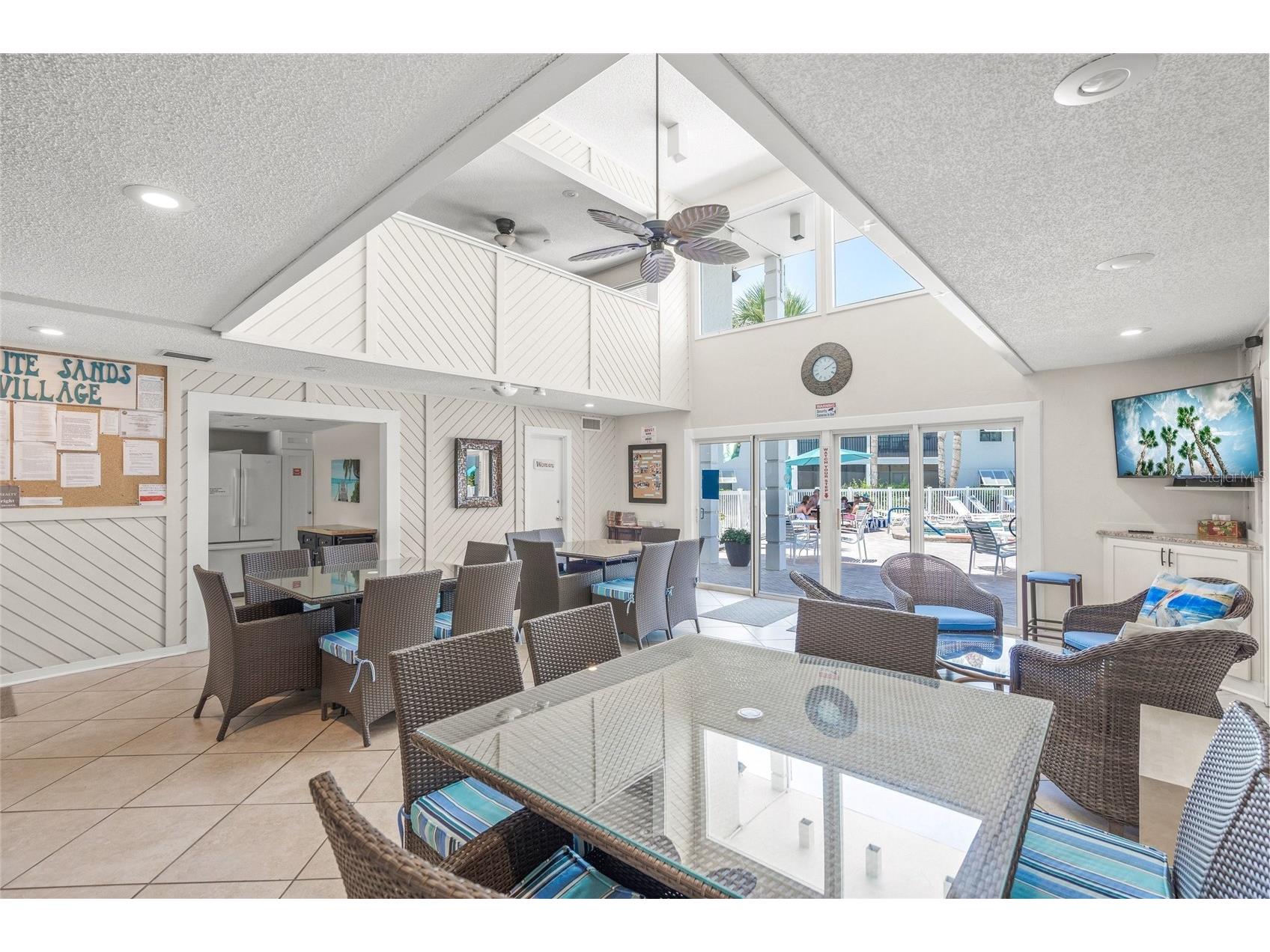 5619 Midnight Pass Road #503 Sarasota FL 34242 A4693474 image30