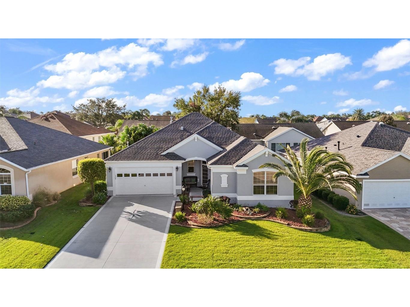 562 Allenwood Loop The Villages FL 32162 OM687922 image1