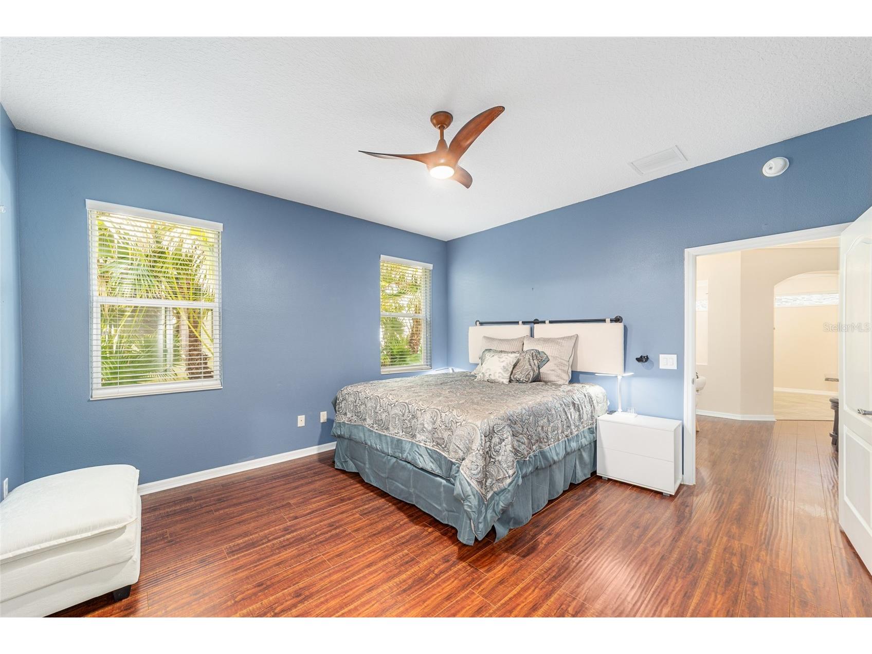 562 Allenwood Loop The Villages FL 32162 OM726346 image15