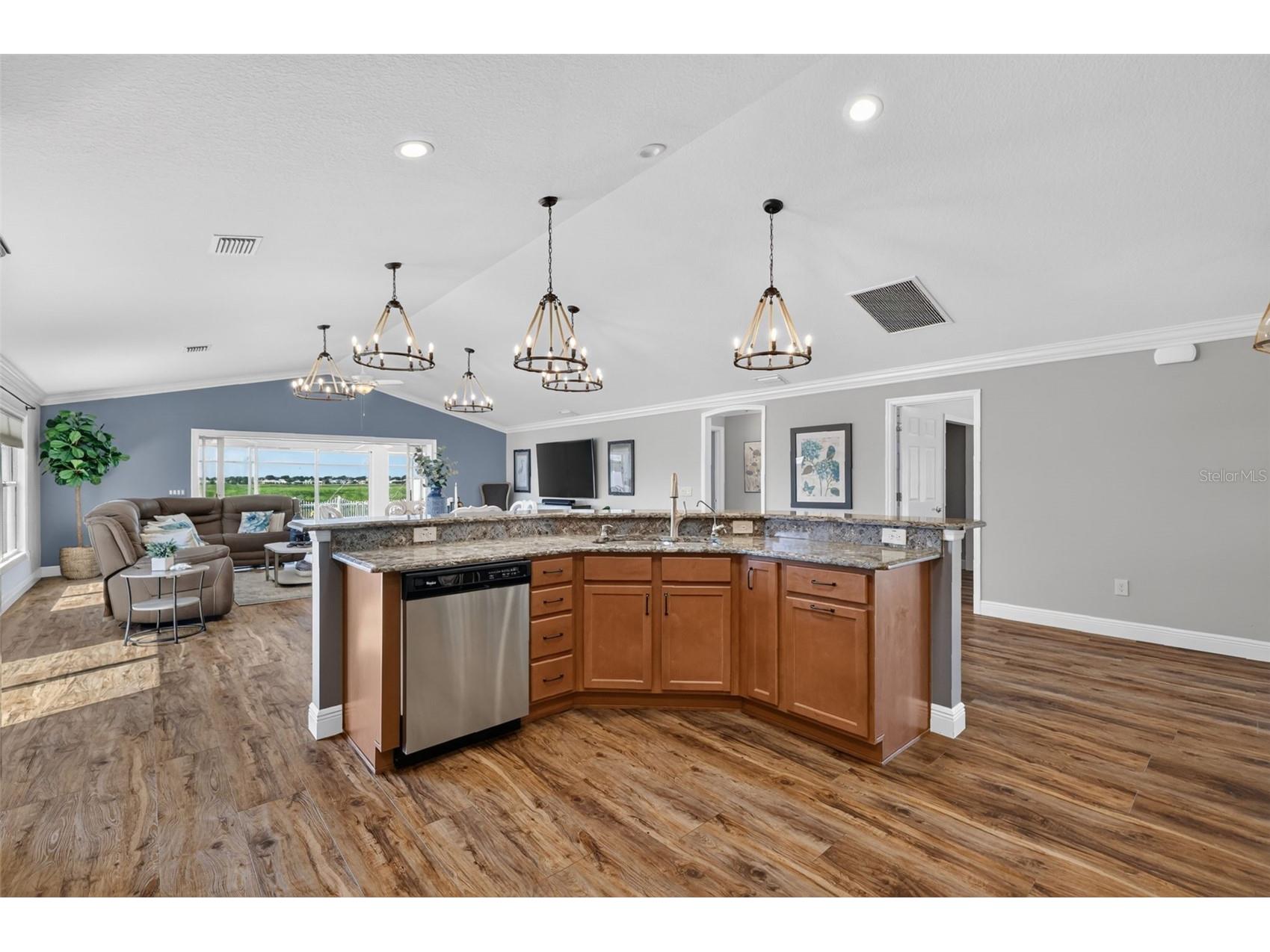 562 Avecilla Drive The Villages FL 32162 G5114402 image11