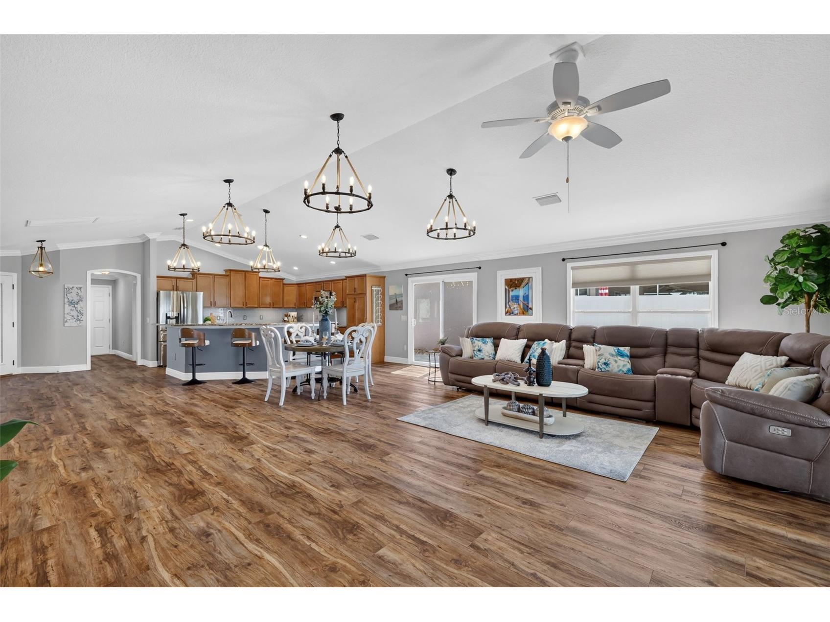 562 Avecilla Drive The Villages FL 32162 G5114402 image14
