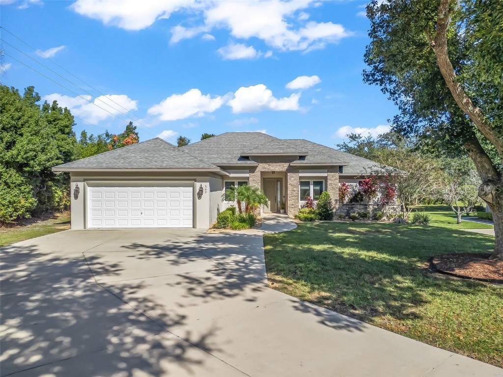 562 Dowling Circle Lady Lake FL 32159 G5104366 image1