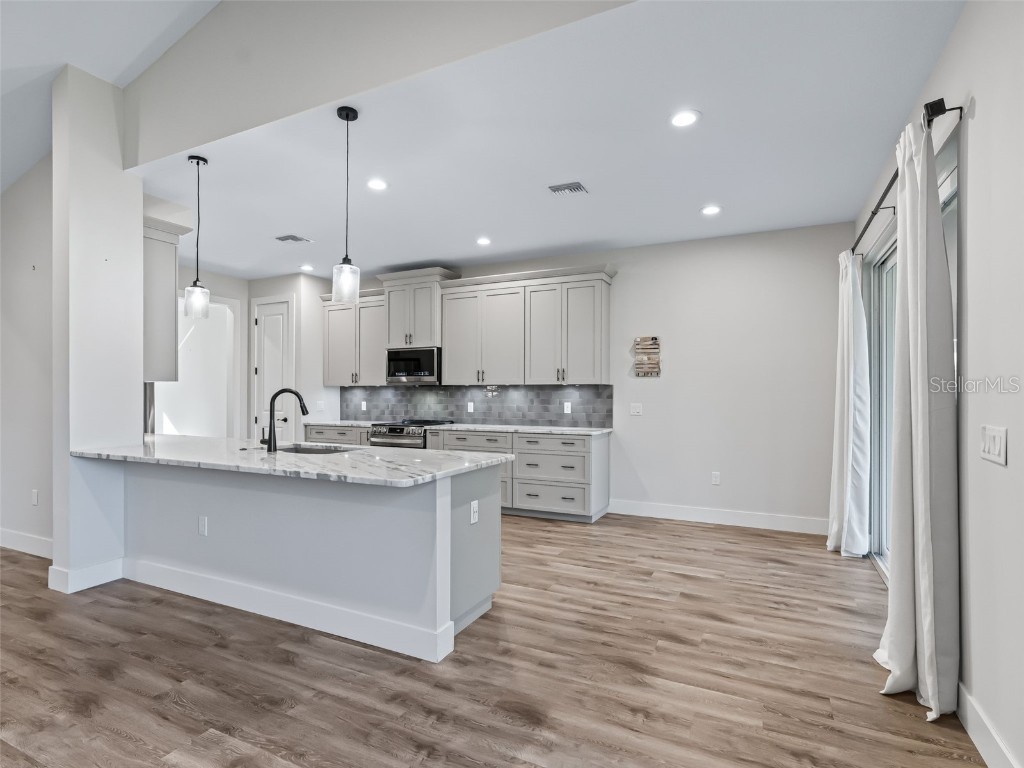 562 Dowling Circle Lady Lake FL 32159 G5104366 image12