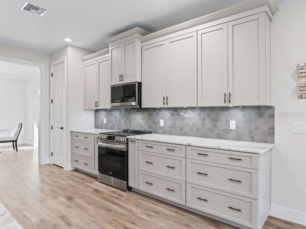 562 Dowling Circle Lady Lake FL 32159 G5104366 image14