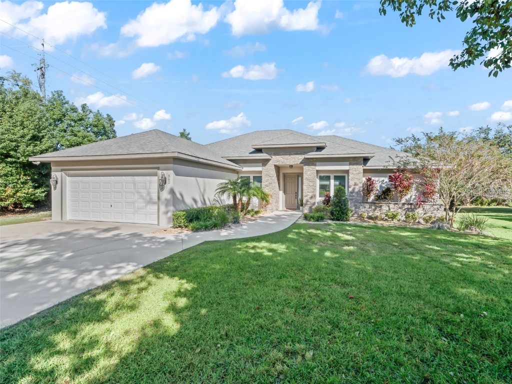 562 Dowling Circle Lady Lake FL 32159 G5104366 image2