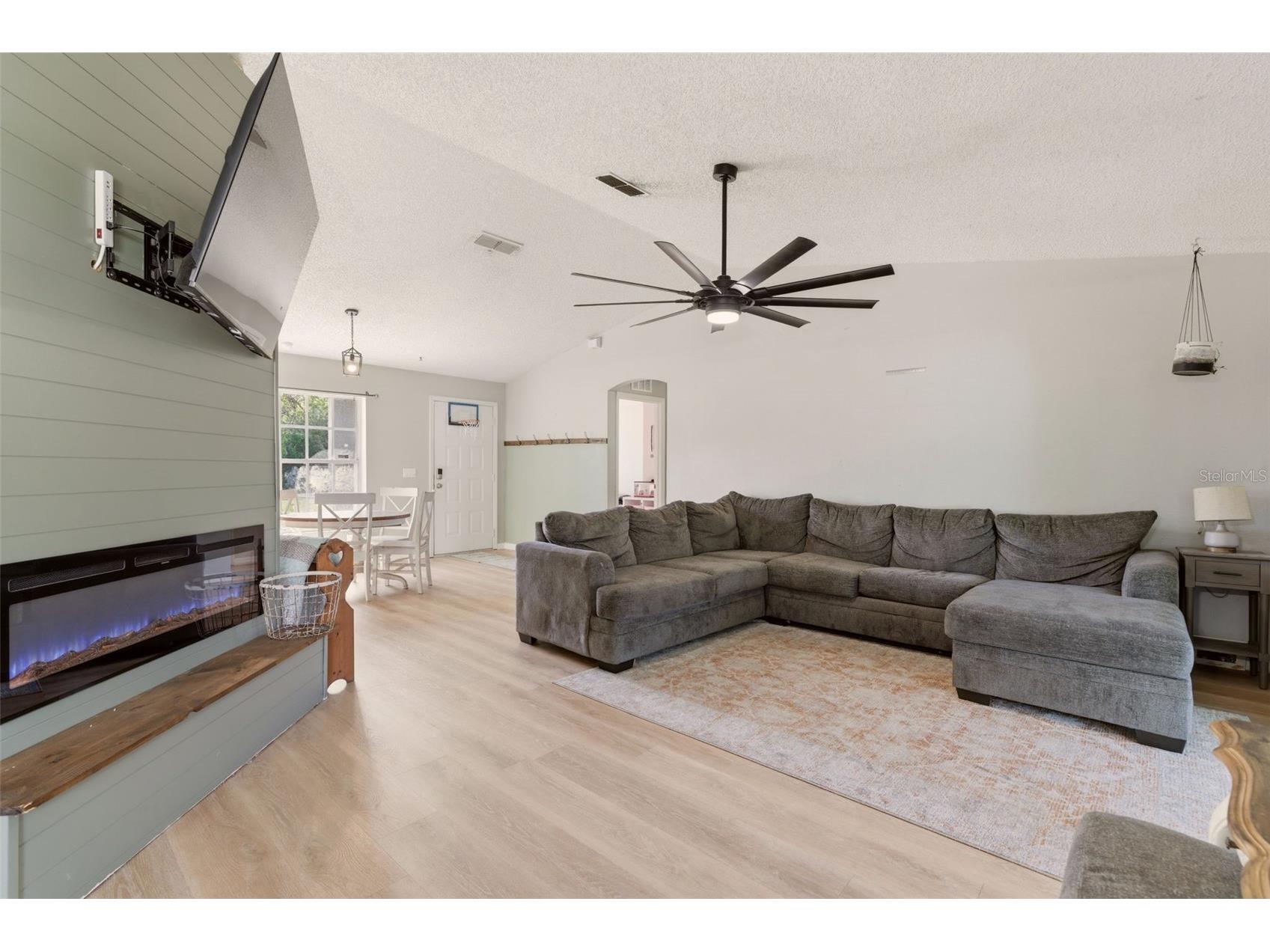 562 Geraldine Drive Deltona FL 32725 O6398260 image8
