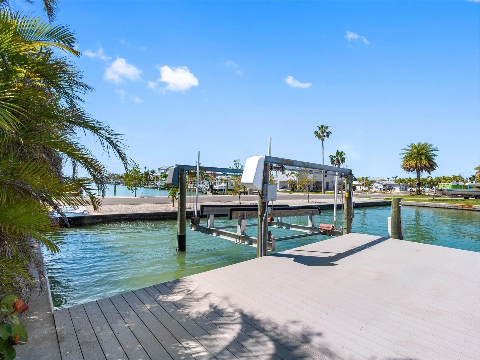 562 Johns Pass Avenue Madeira Beach FL 33708 - INTRACOASTAL TB8496800 image10