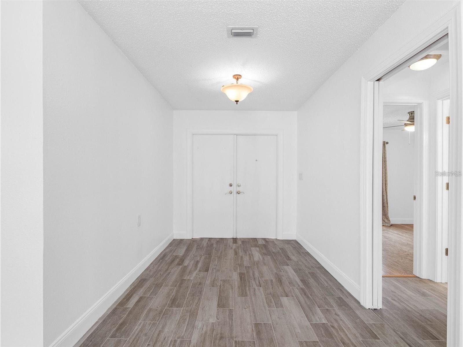 562 Johns Pass Avenue Madeira Beach FL 33708 - INTRACOASTAL TB8496800 image15
