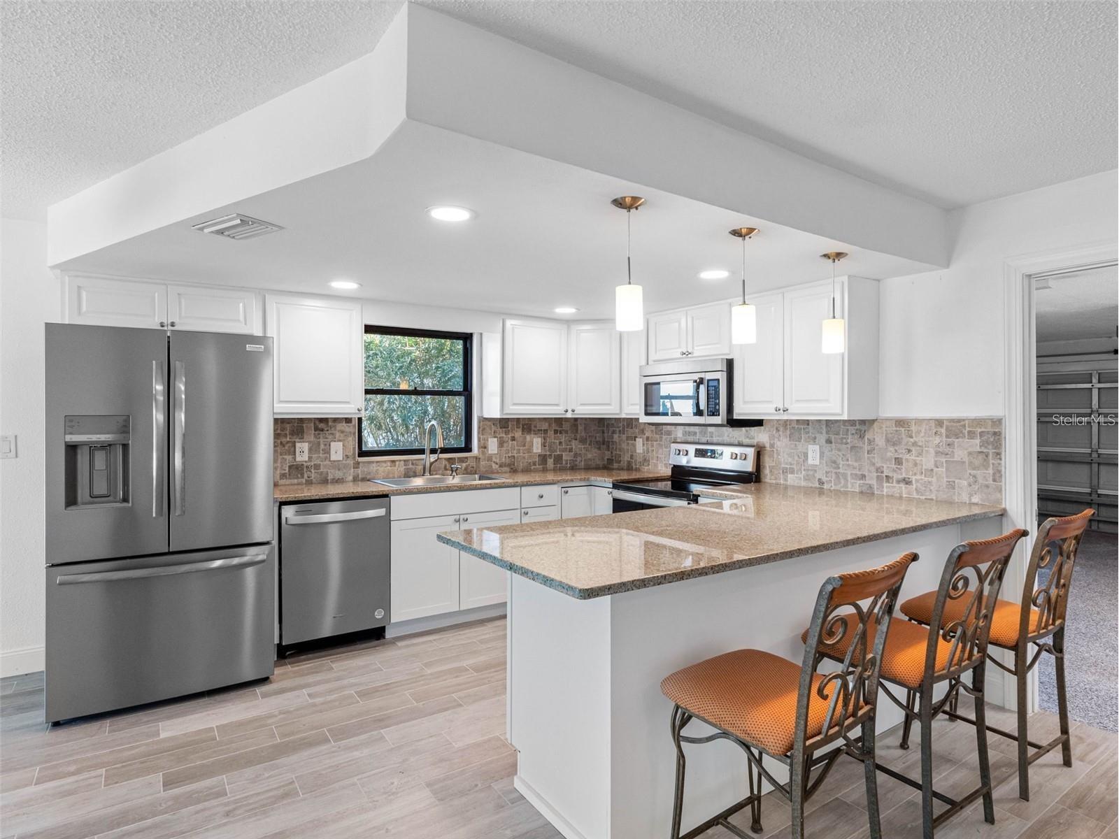 562 Johns Pass Avenue Madeira Beach FL 33708 - INTRACOASTAL TB8496800 image27