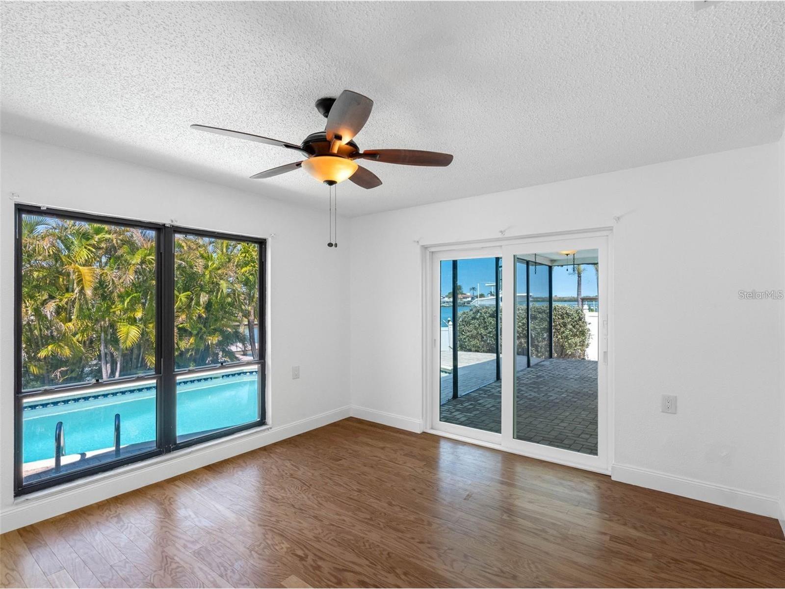 562 Johns Pass Avenue Madeira Beach FL 33708 - INTRACOASTAL TB8496800 image33