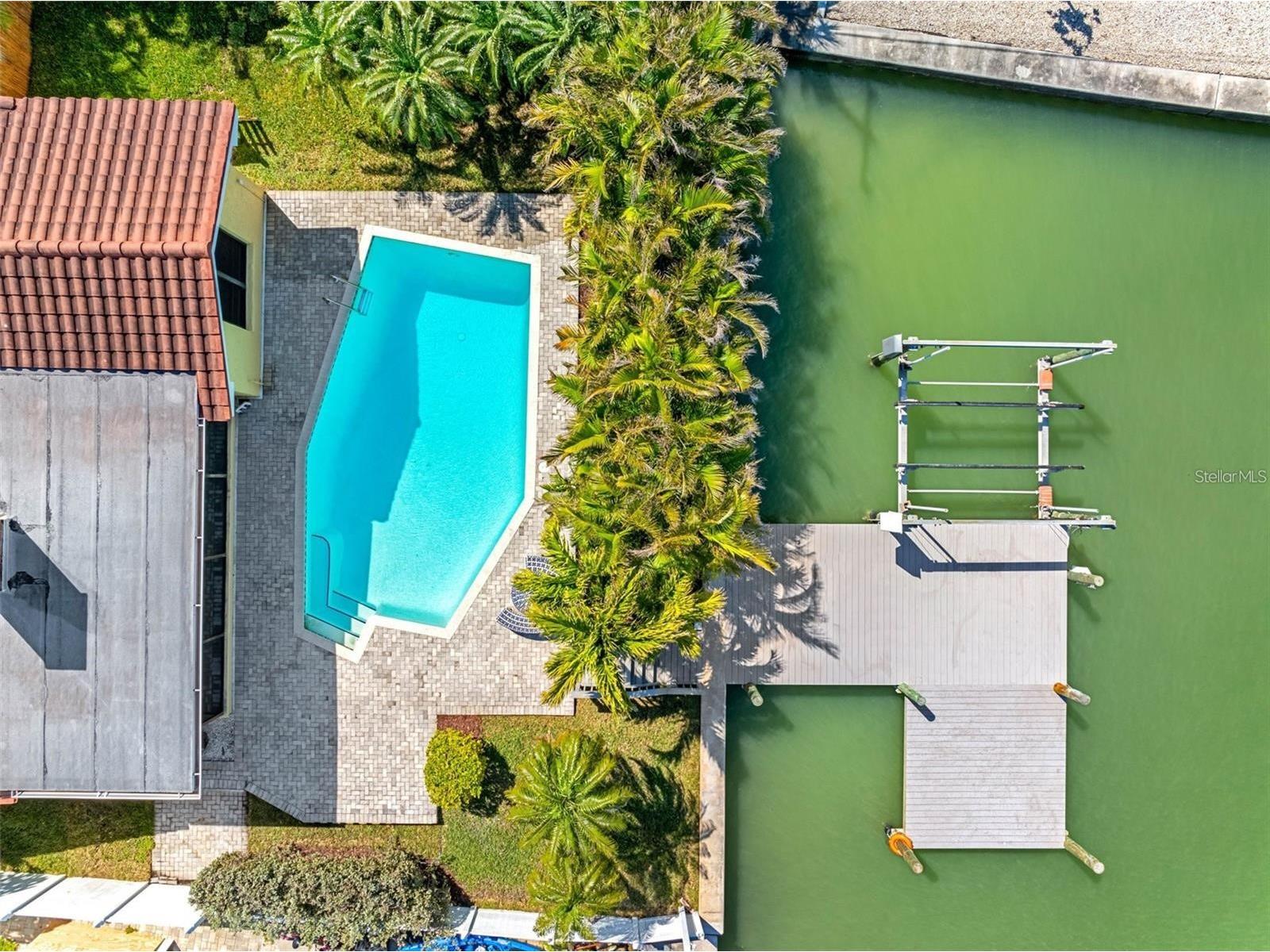 562 Johns Pass Avenue Madeira Beach FL 33708 - INTRACOASTAL TB8496800 image6