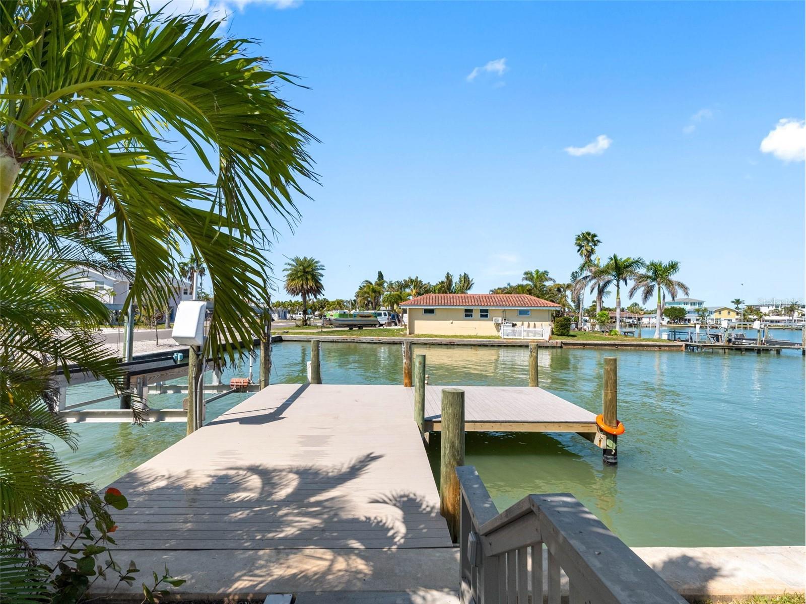 562 Johns Pass Avenue Madeira Beach FL 33708 TB8520269 image19
