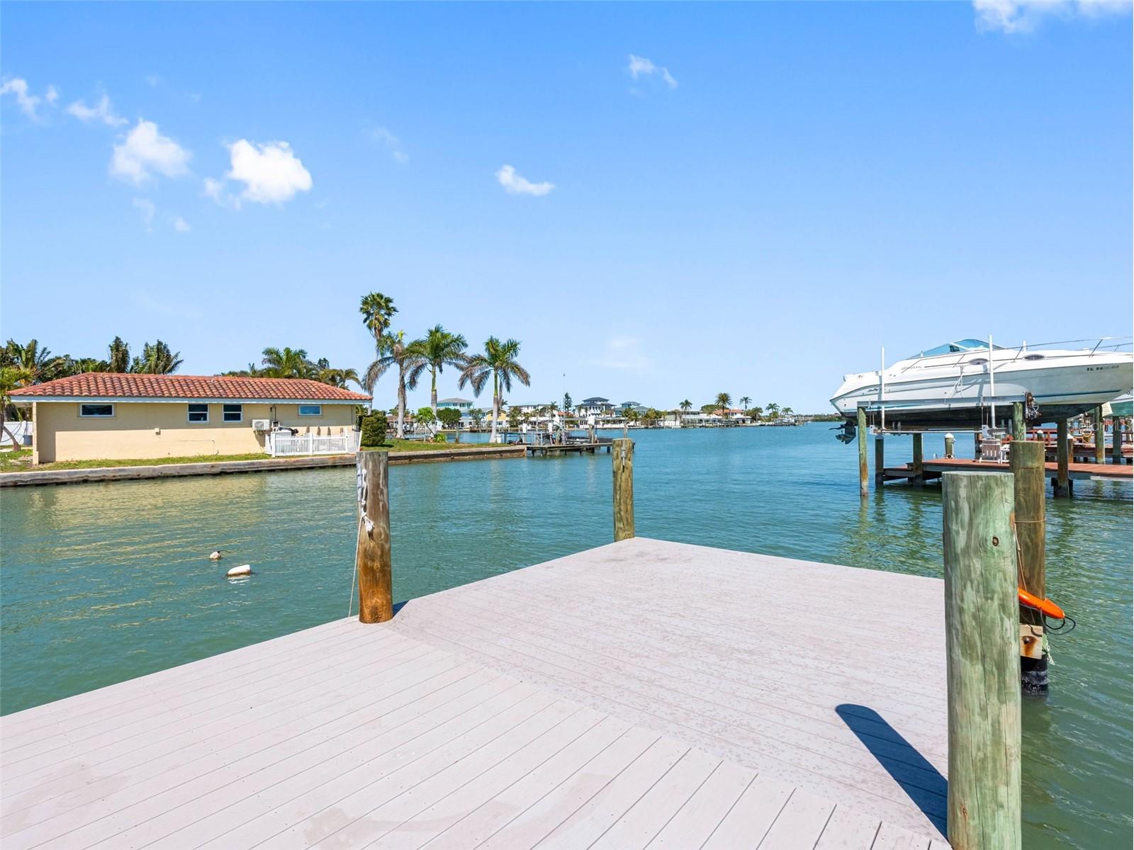562 Johns Pass Avenue Madeira Beach FL 33708 TB8520269 image23