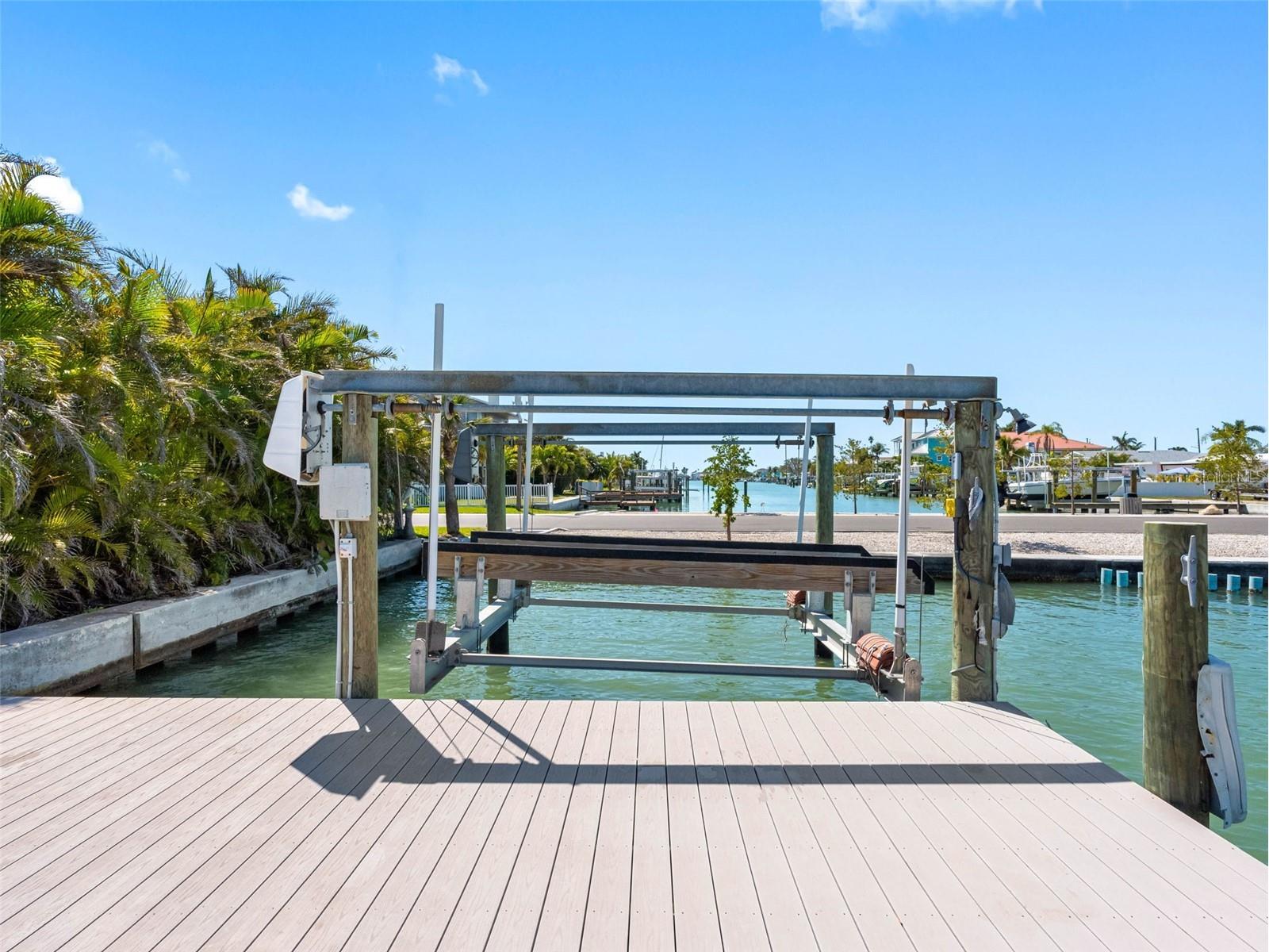 562 Johns Pass Avenue Madeira Beach FL 33708 TB8520269 image24