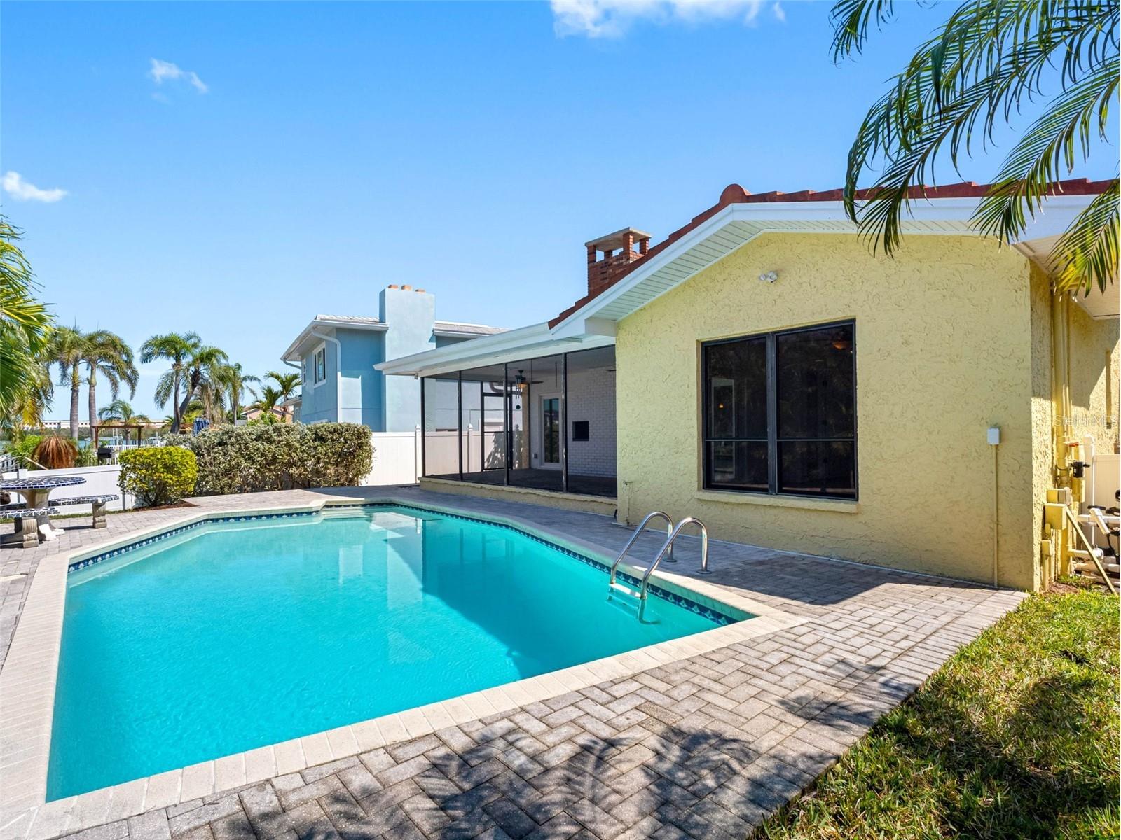 562 Johns Pass Avenue Madeira Beach FL 33708 TB8520269 image26