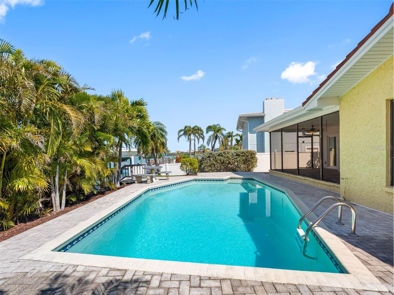562 Johns Pass Avenue Madeira Beach FL 33708 TB8520269 image27