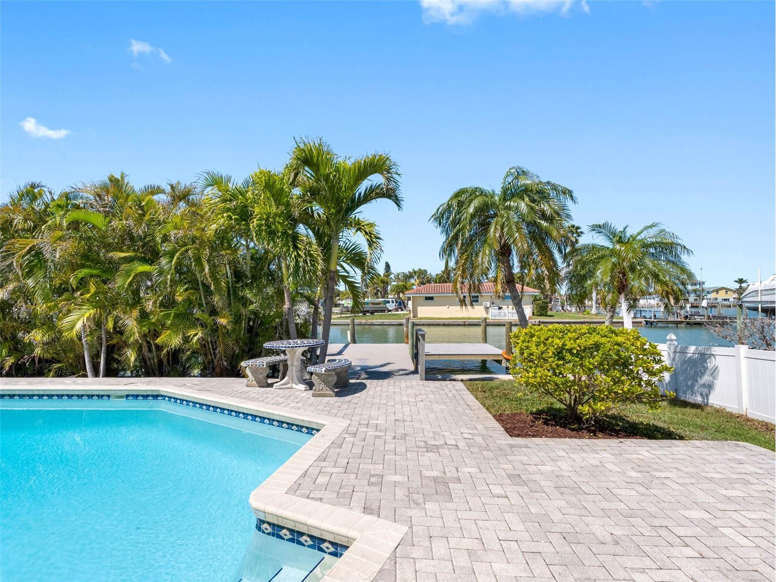 562 Johns Pass Avenue Madeira Beach FL 33708 TB8520269 image30