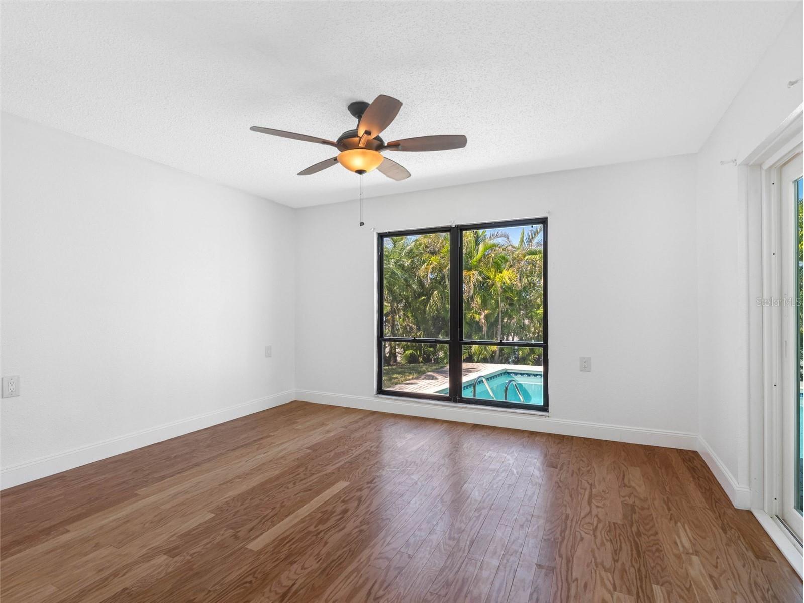 562 Johns Pass Avenue Madeira Beach FL 33708 TB8520269 image39
