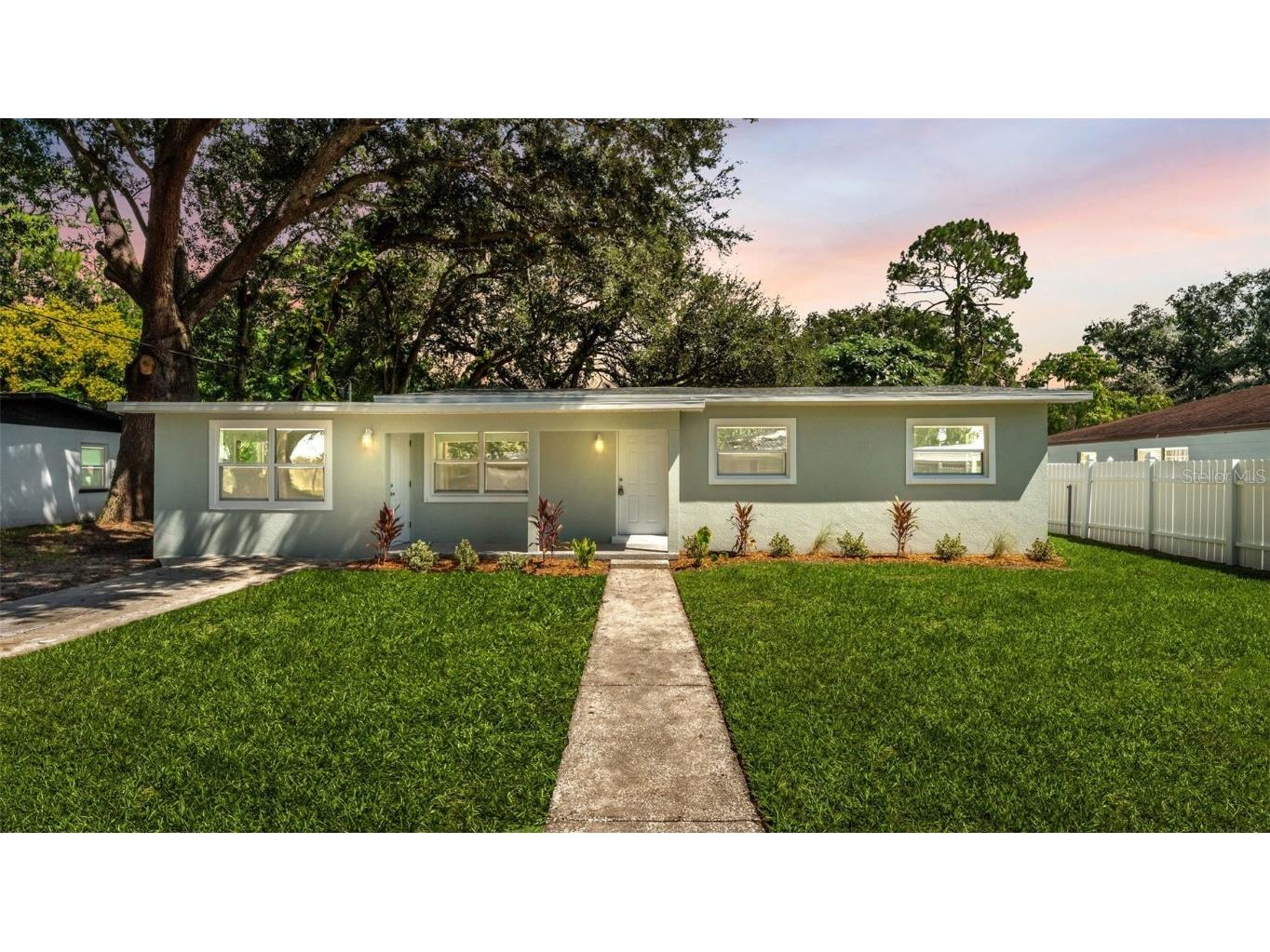 562 Lake Bonny Drive E Lakeland FL 33801 L4956012 image1