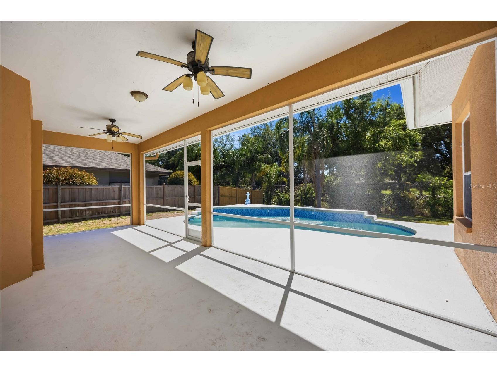 562 Oak Bay Drive Osprey FL 34229 A4690387 image13