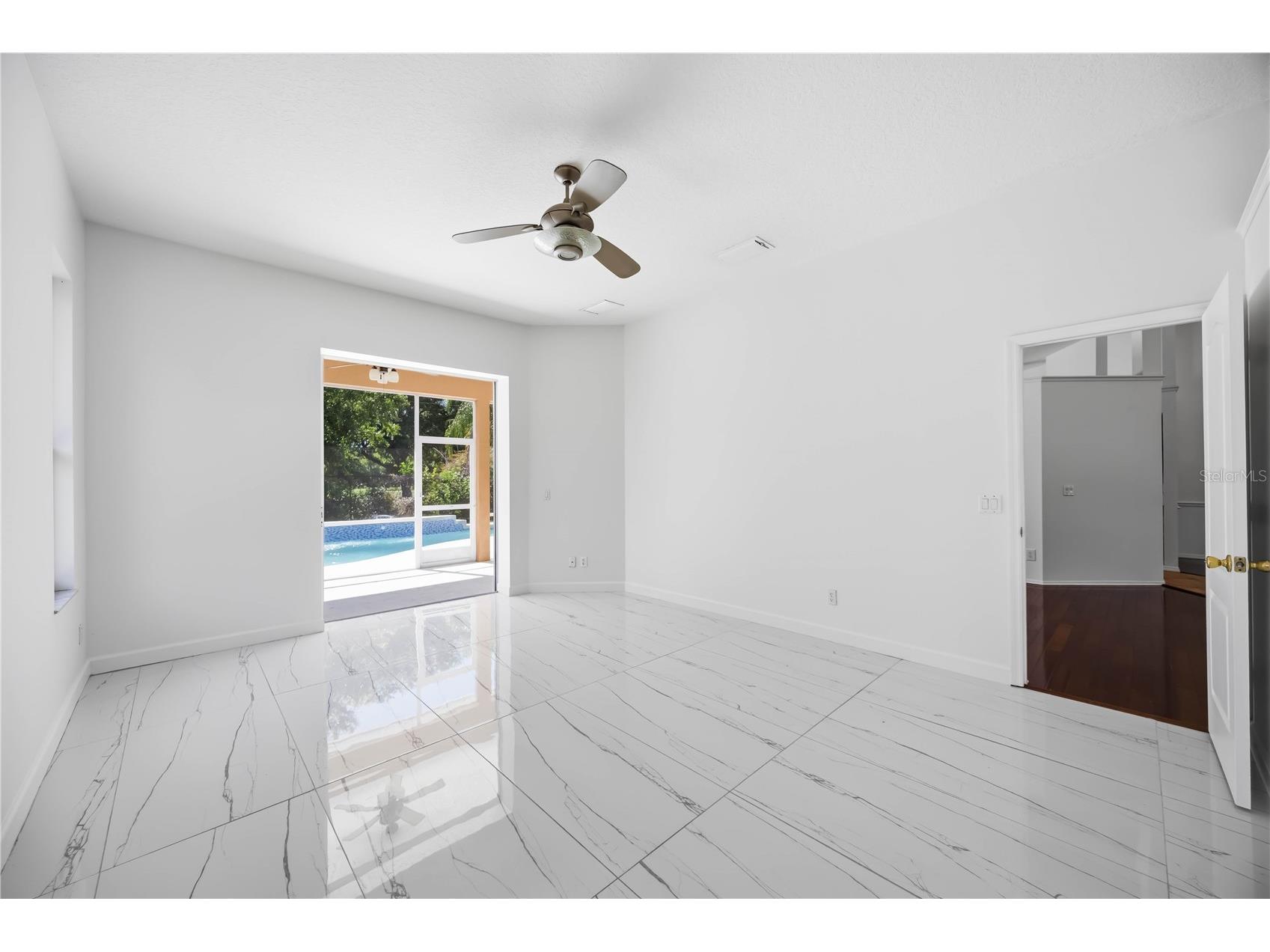 562 Oak Bay Drive Osprey FL 34229 A4690387 image18