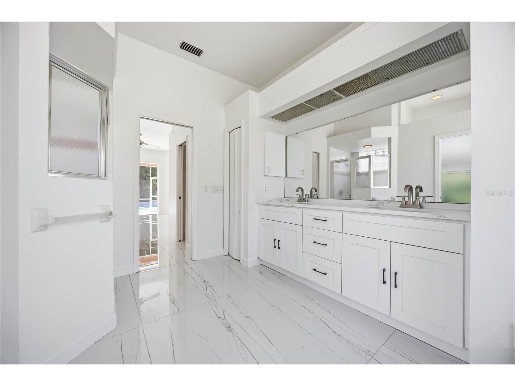 562 Oak Bay Drive Osprey FL 34229 A4690387 image26