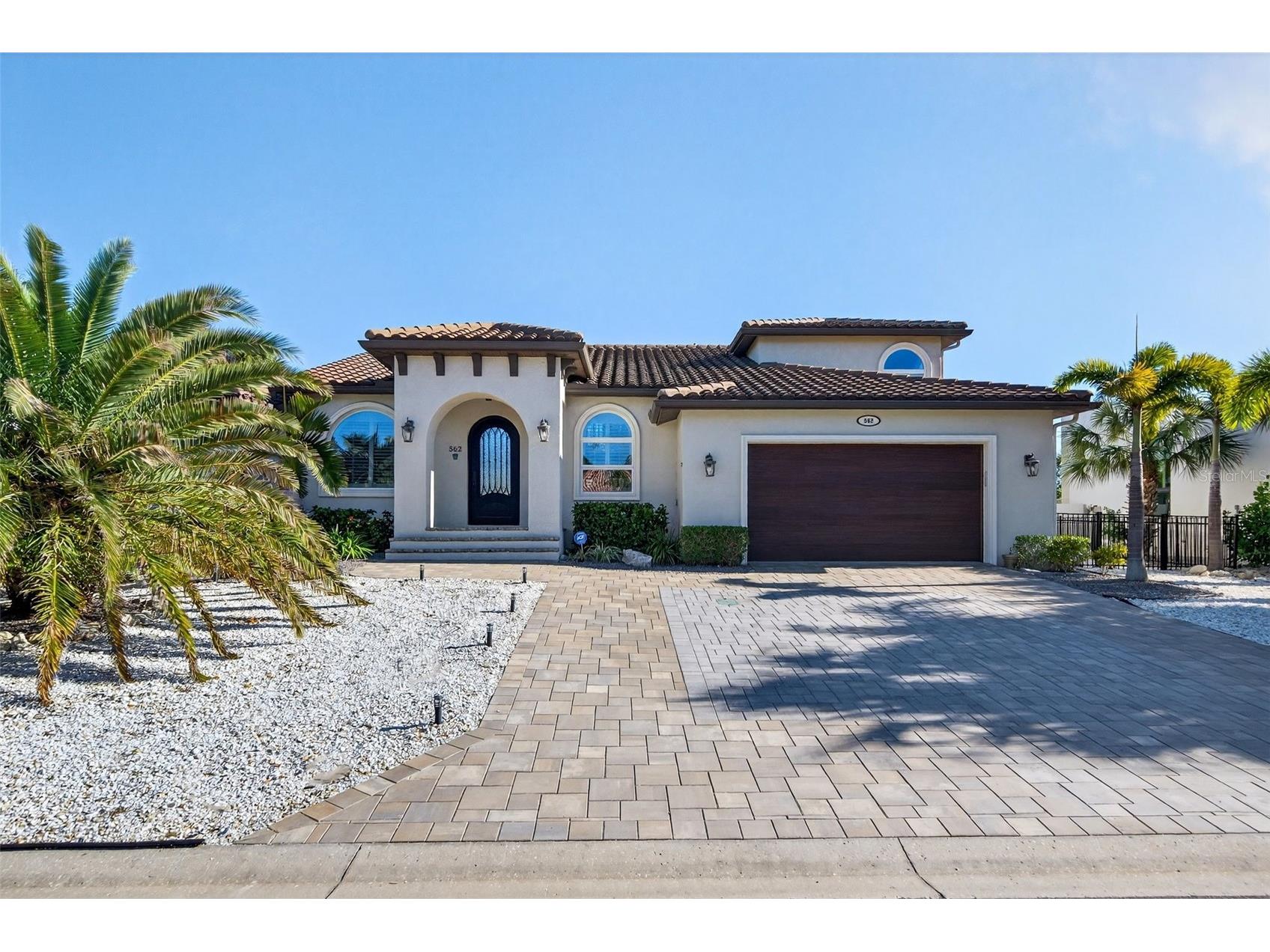 562 Ranger Lane Longboat Key FL 34228 A4675541 image1