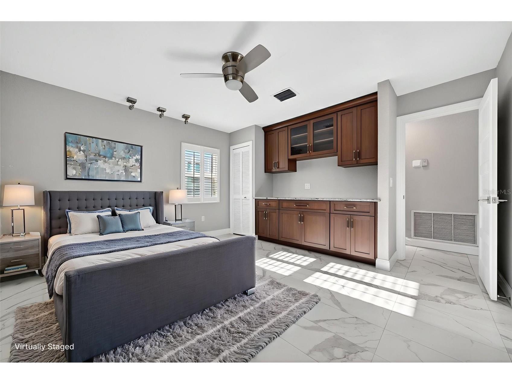 562 Ranger Lane Longboat Key FL 34228 A4675541 image33