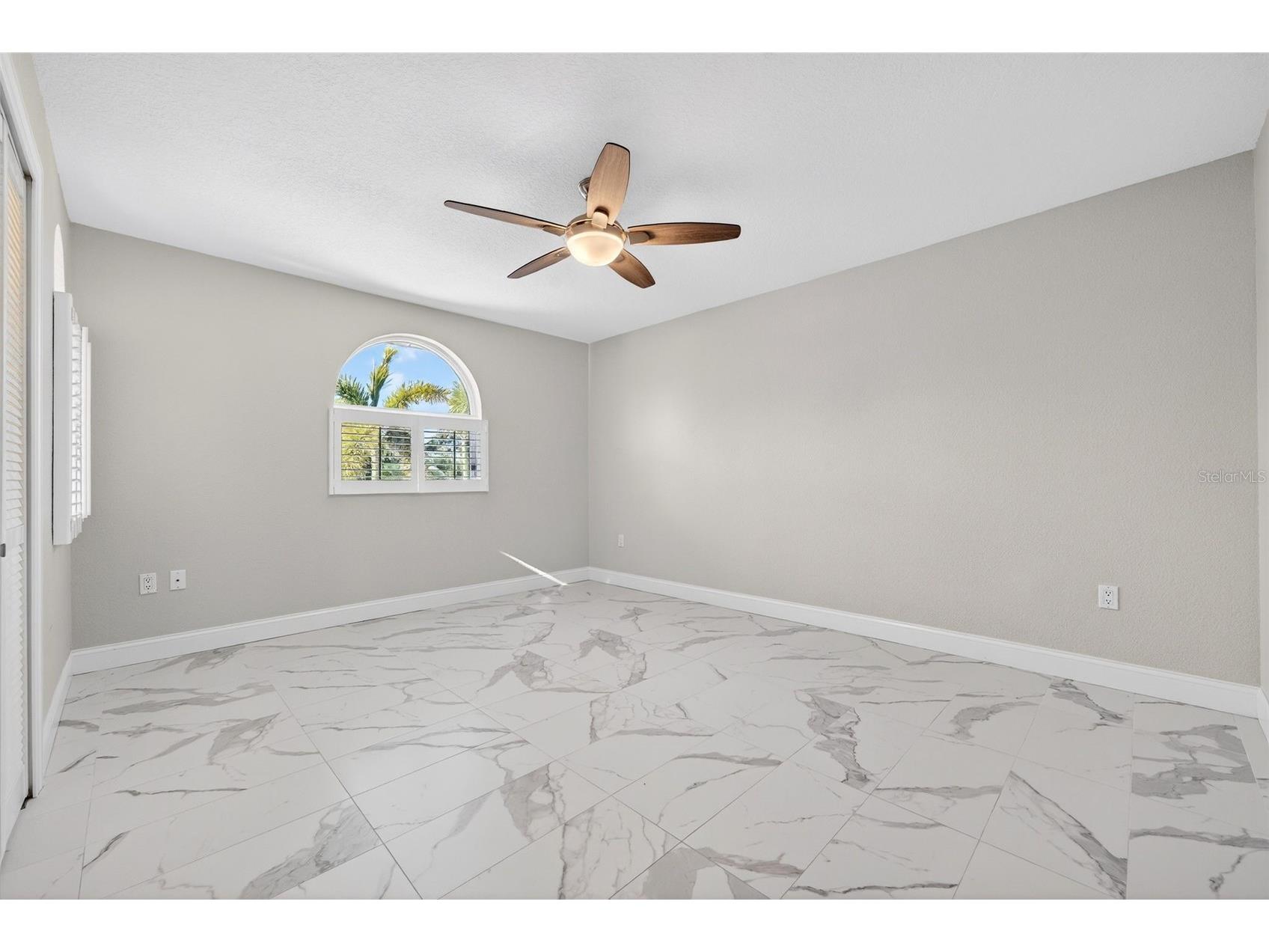 562 Ranger Lane Longboat Key FL 34228 A4675541 image37