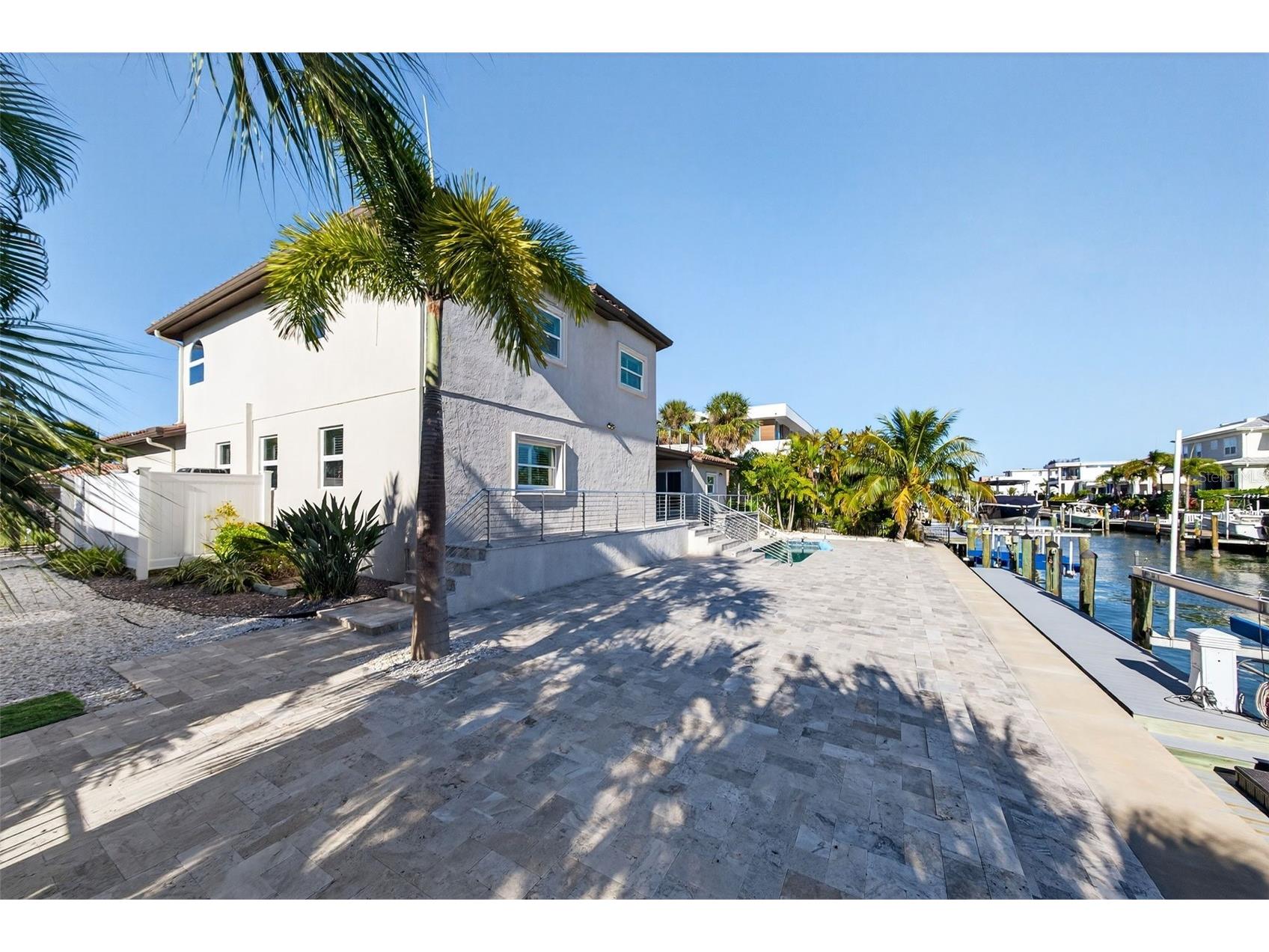 562 Ranger Lane Longboat Key FL 34228 A4675541 image57