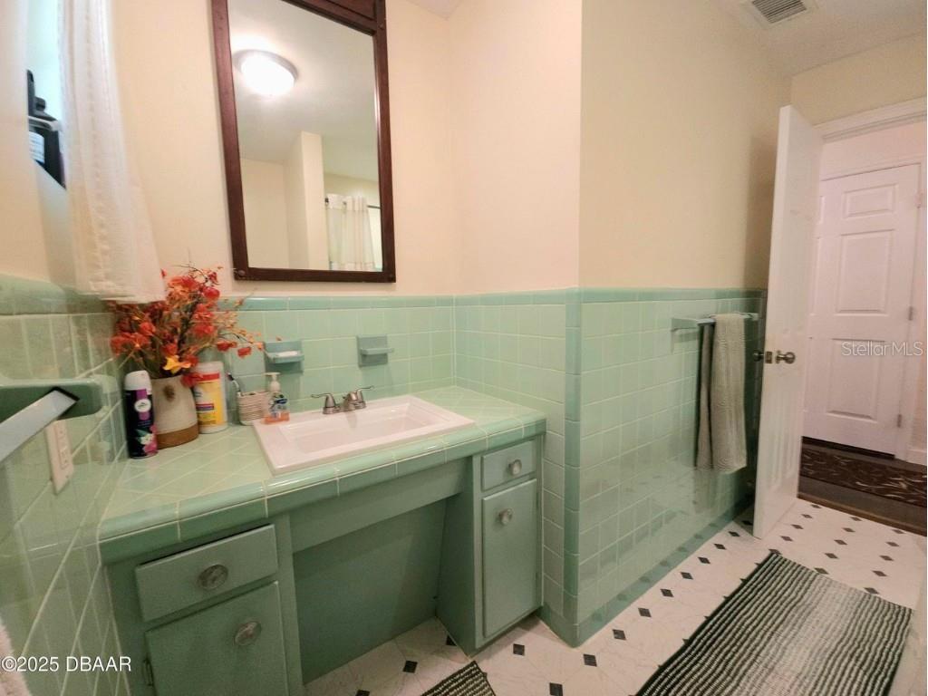 562 South Street Daytona Beach FL 32114 O6346435 image23