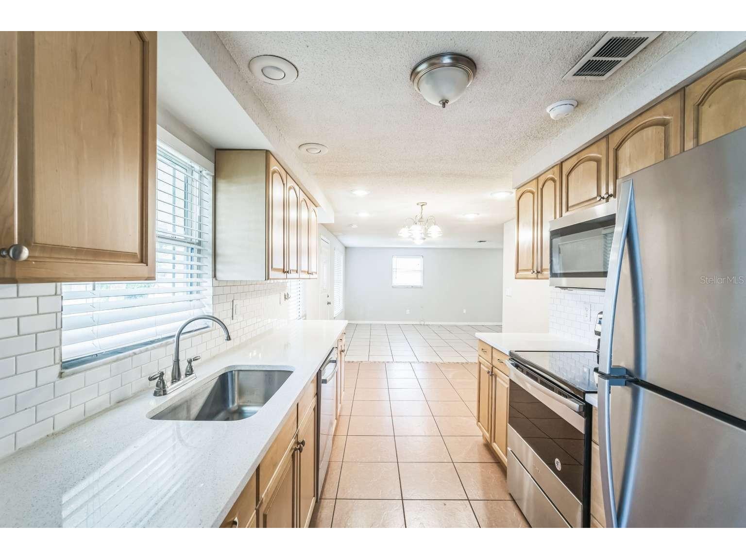 5620 90th Avenue N Pinellas Park FL 33782 TB8462673 image11