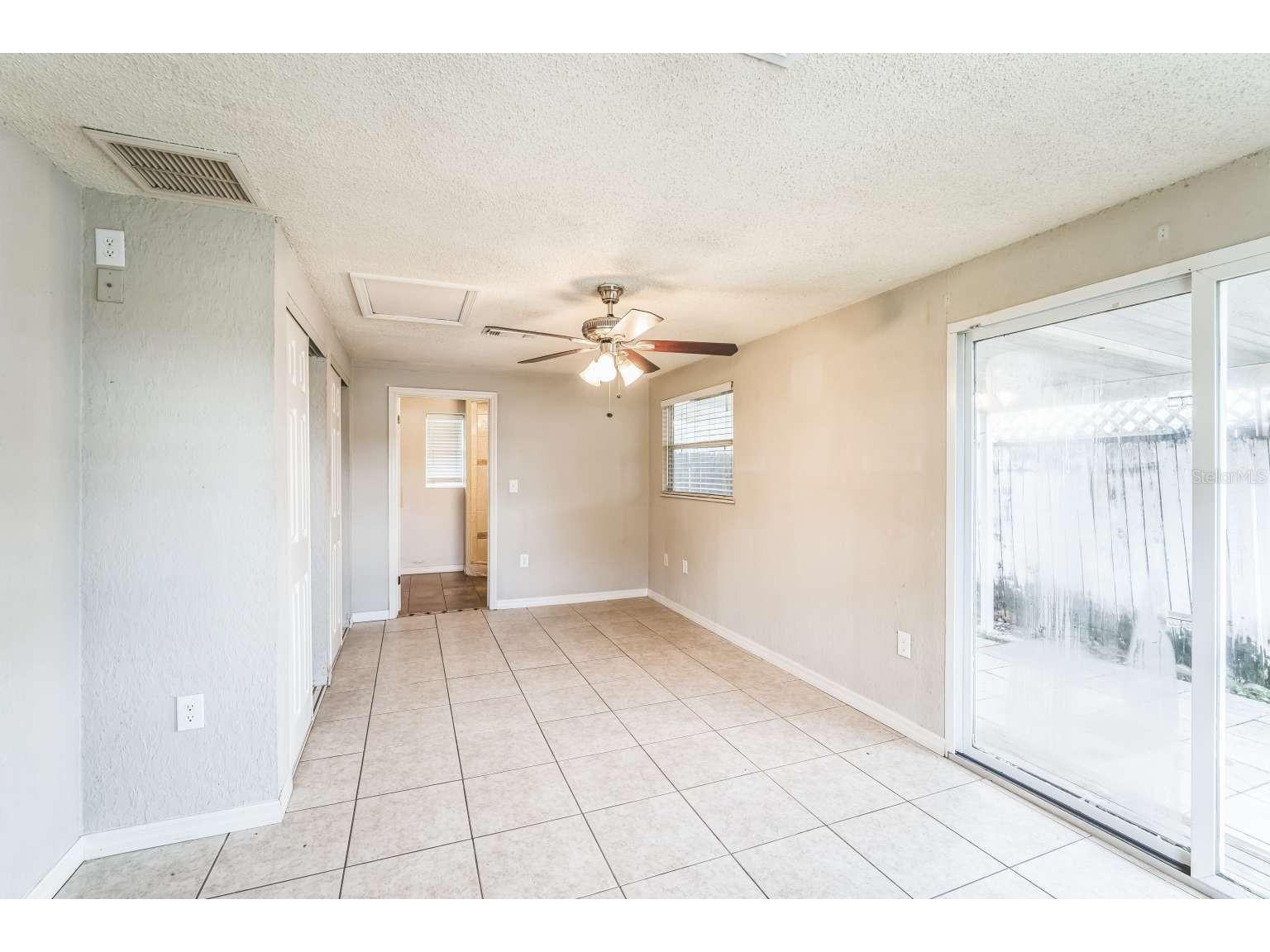 5620 90th Avenue N Pinellas Park FL 33782 TB8462673 image14