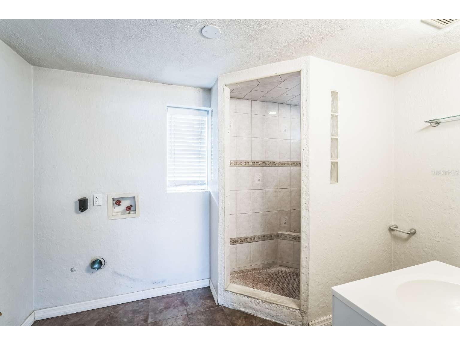 5620 90th Avenue N Pinellas Park FL 33782 TB8462673 image17